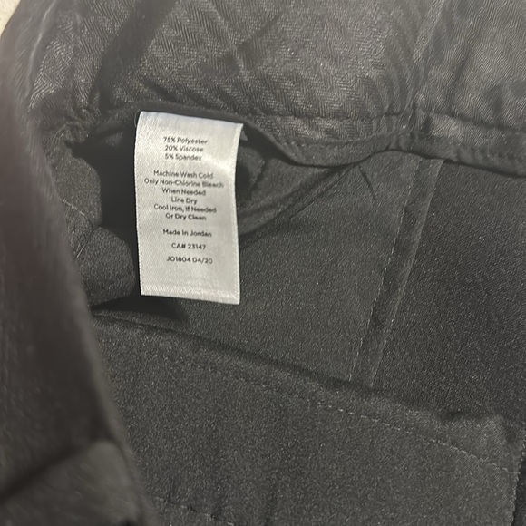 Talbots - Black Straight Leg Ankle Pants - Size 10P - Picture 6 of 8